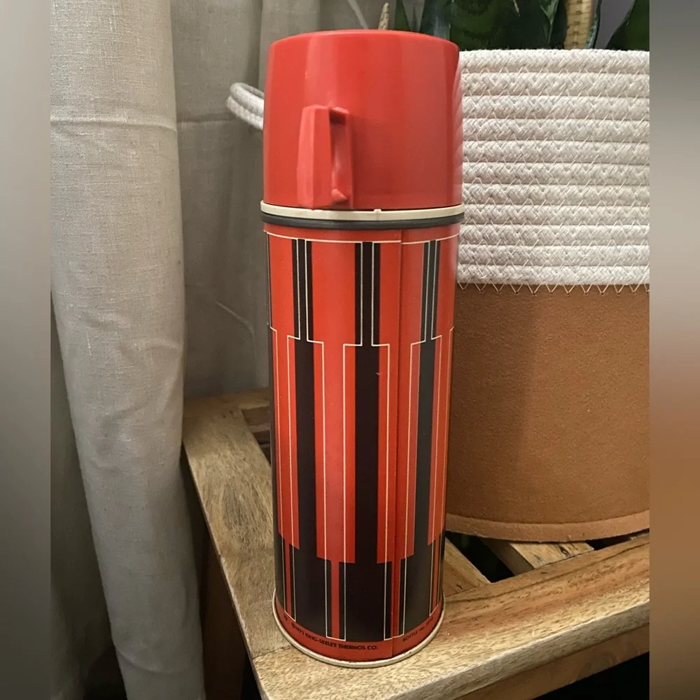 Vintage Thermos bottle - Picture 5 of 16
